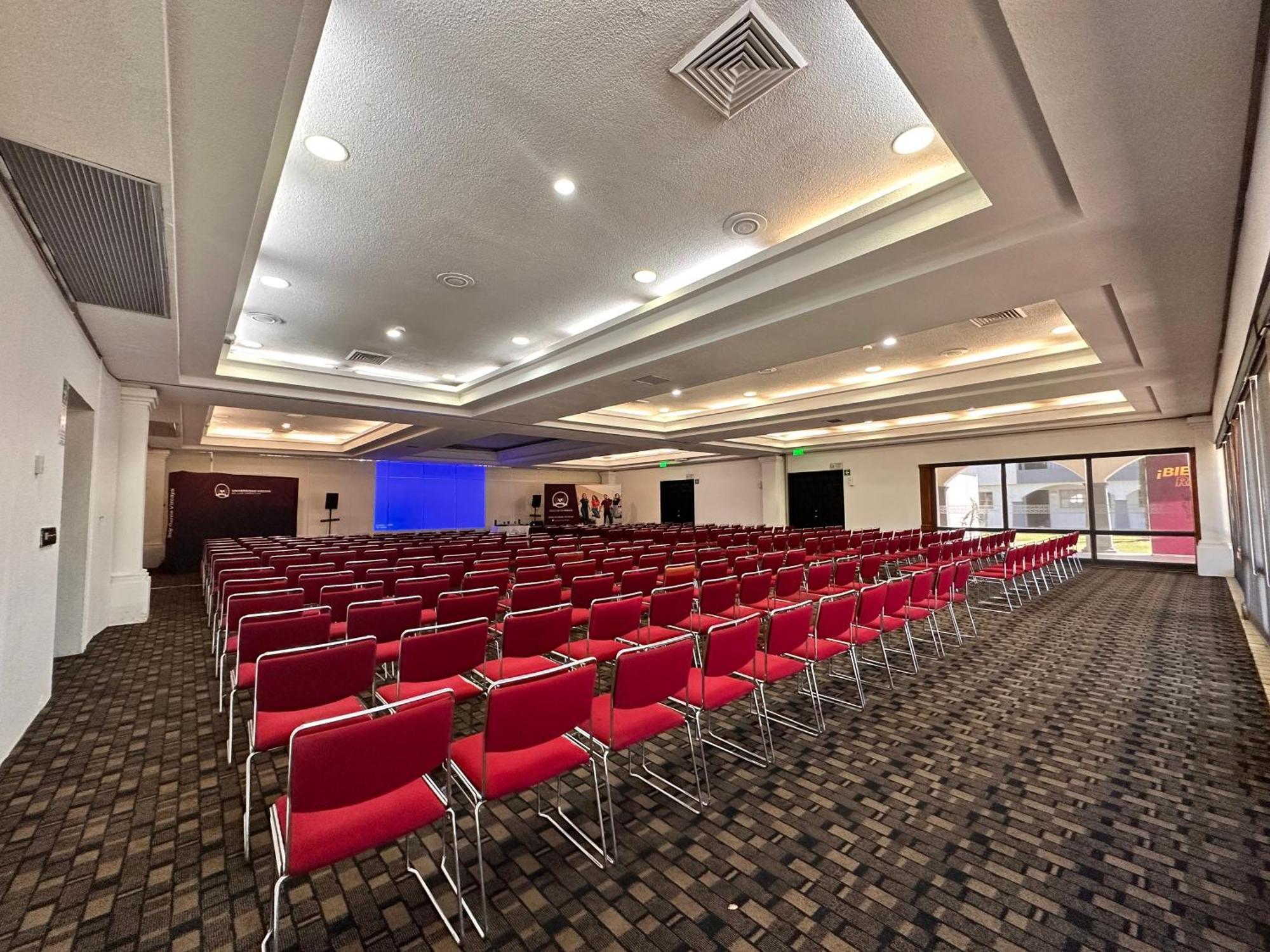 Inhouse Obregon Hotel Ciudad Obregón Екстериор снимка