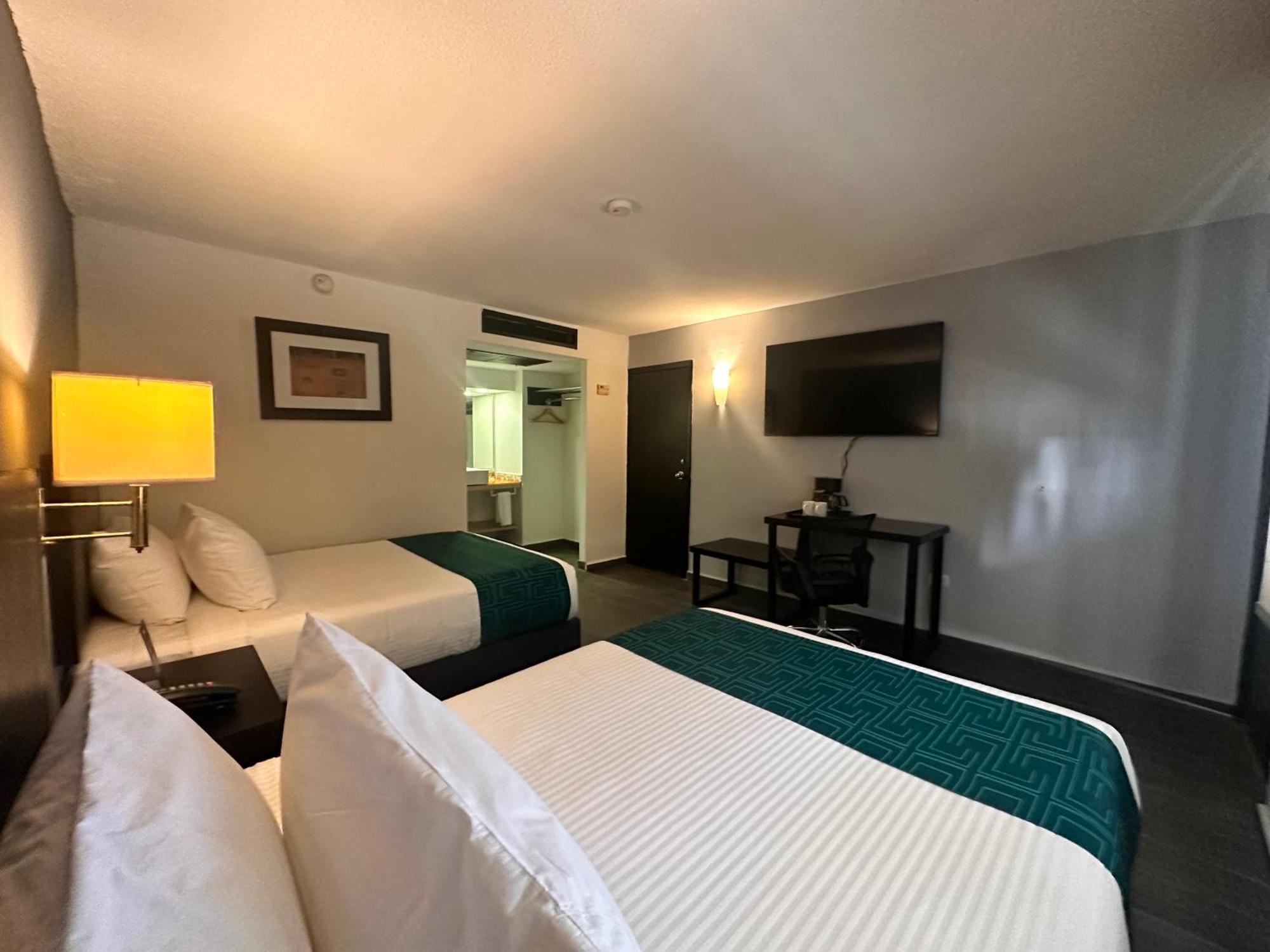 Inhouse Obregon Hotel Ciudad Obregón Екстериор снимка