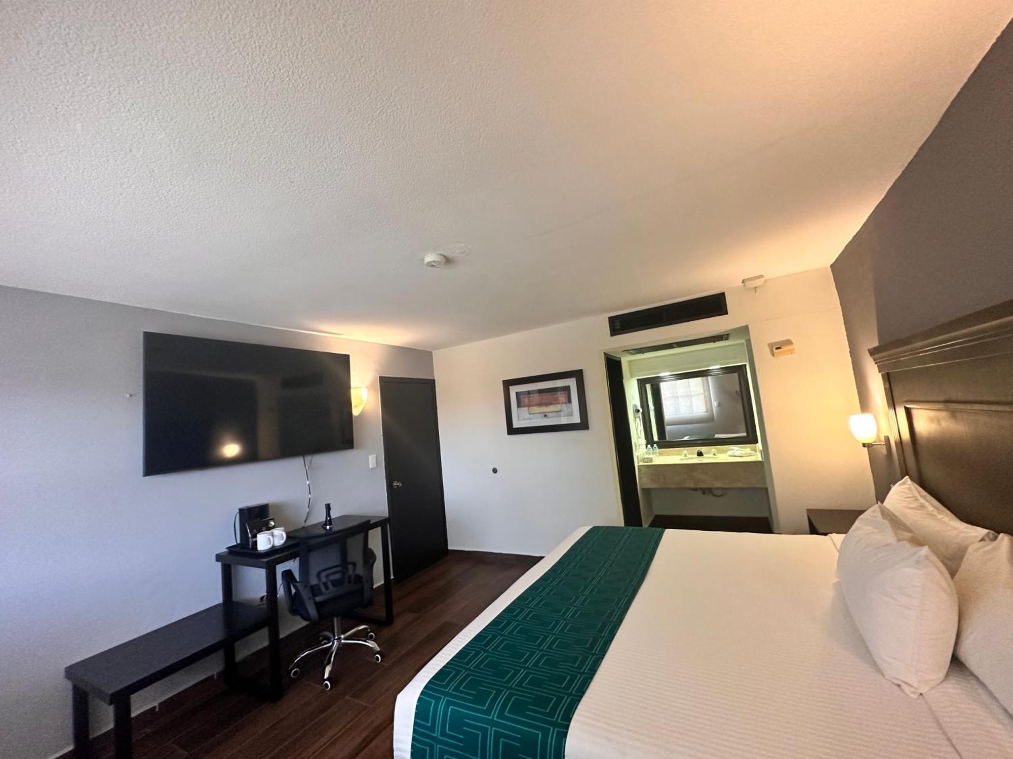 Inhouse Obregon Hotel Ciudad Obregón Екстериор снимка