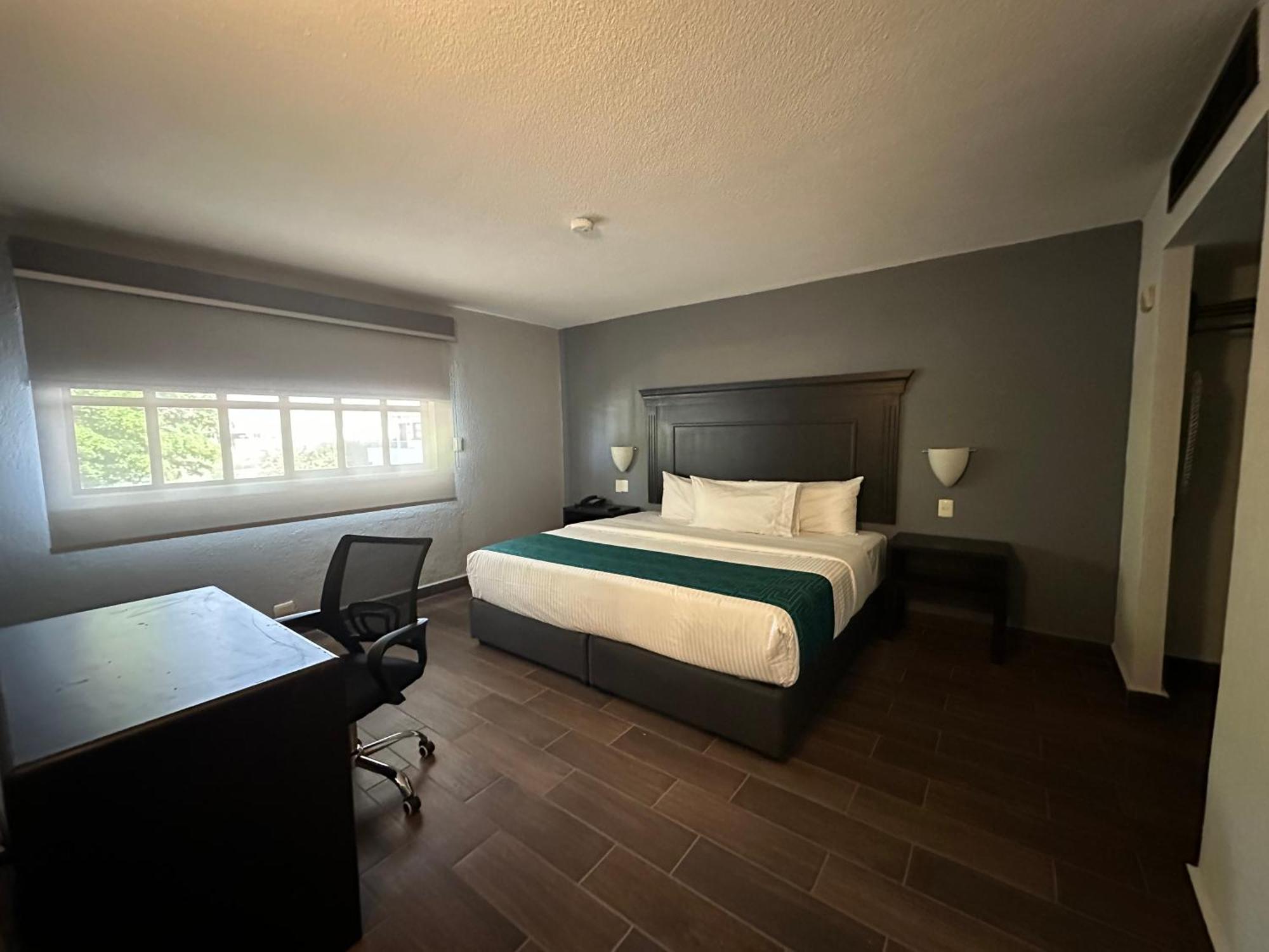 Inhouse Obregon Hotel Ciudad Obregón Екстериор снимка