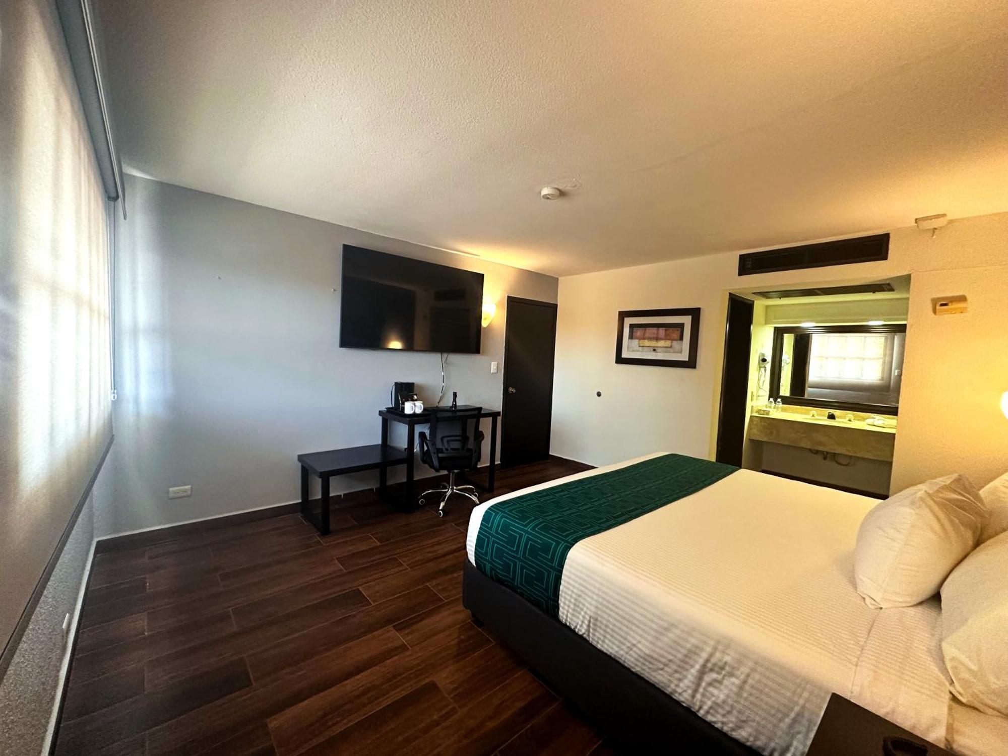Inhouse Obregon Hotel Ciudad Obregón Екстериор снимка