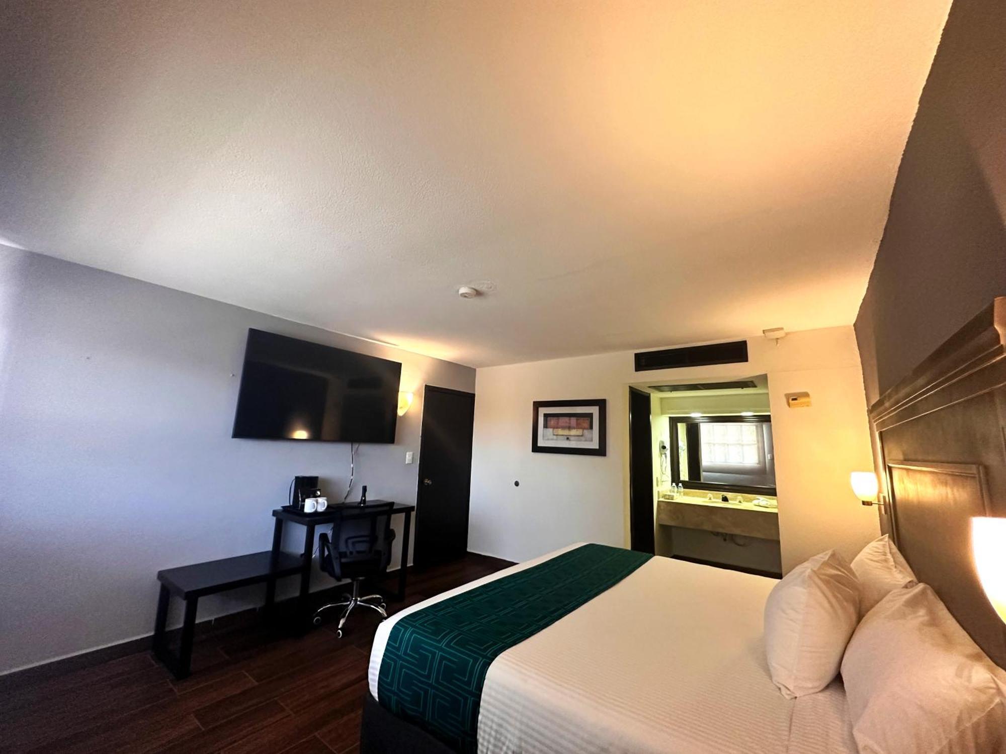 Inhouse Obregon Hotel Ciudad Obregón Екстериор снимка