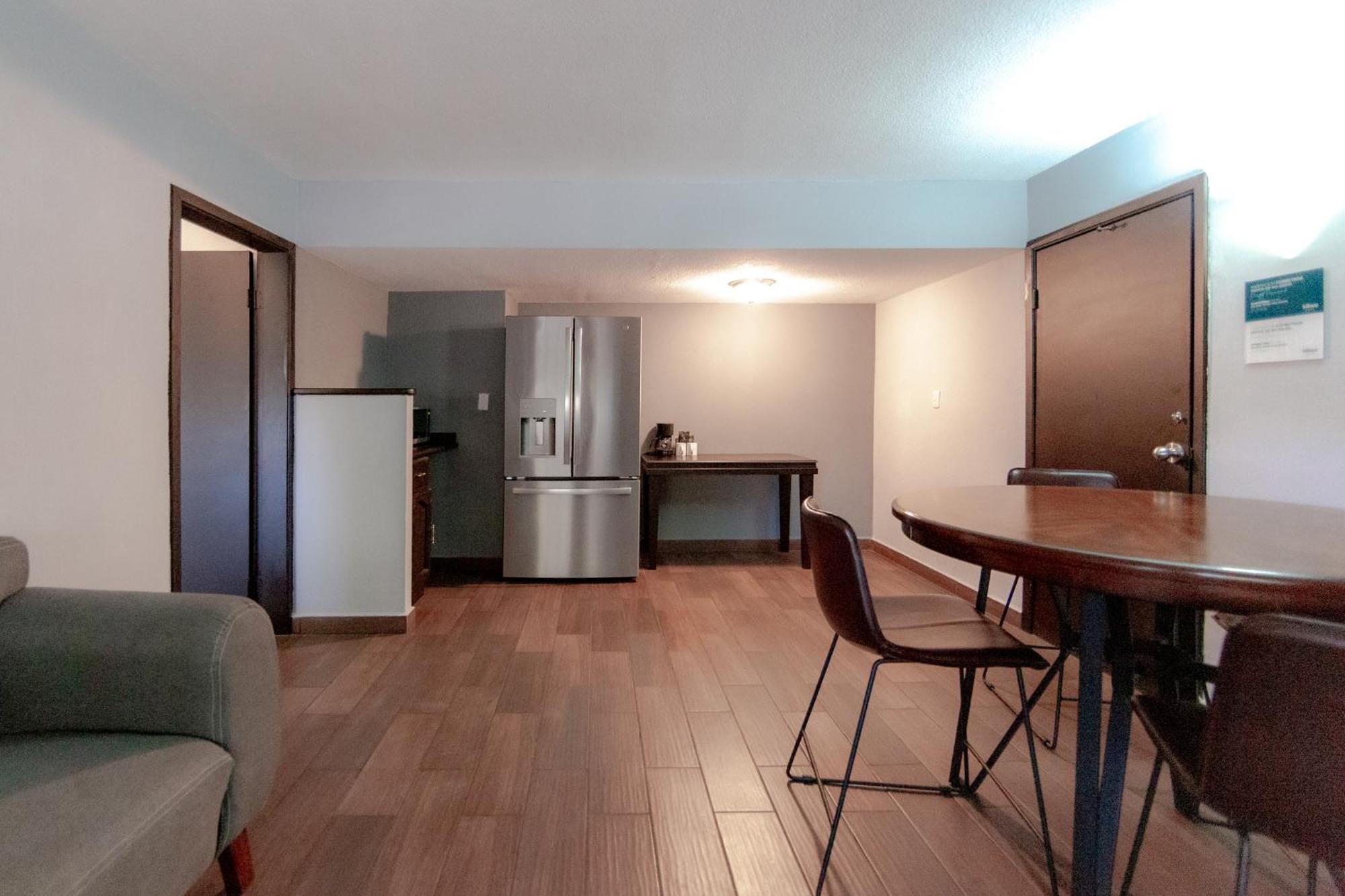 Inhouse Obregon Hotel Ciudad Obregón Екстериор снимка