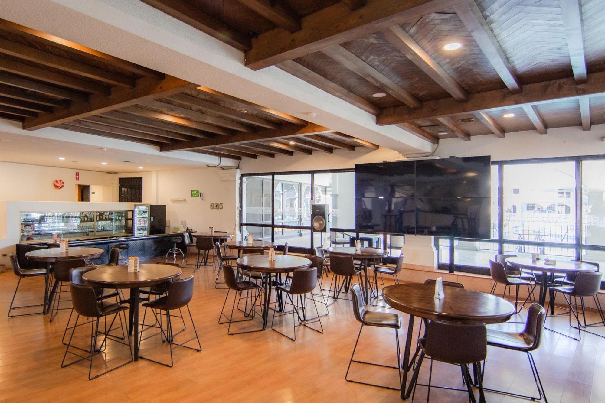 Inhouse Obregon Hotel Ciudad Obregón Екстериор снимка