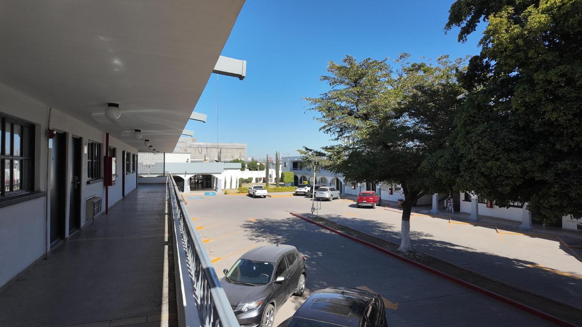 Inhouse Obregon Hotel Ciudad Obregón Екстериор снимка
